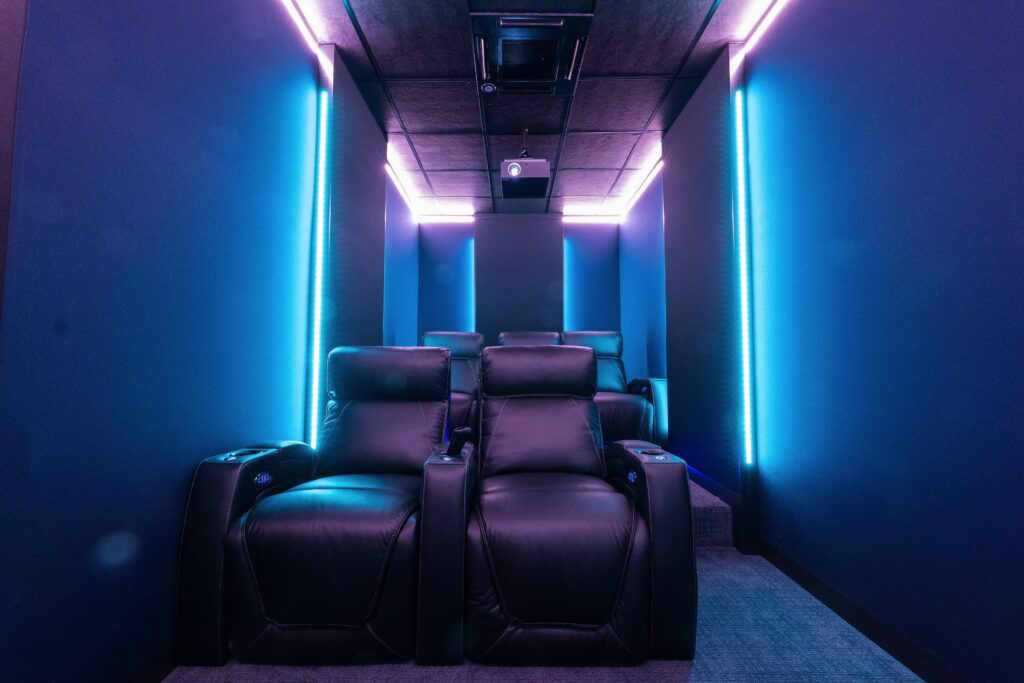 Home Theater With Led Lighting 